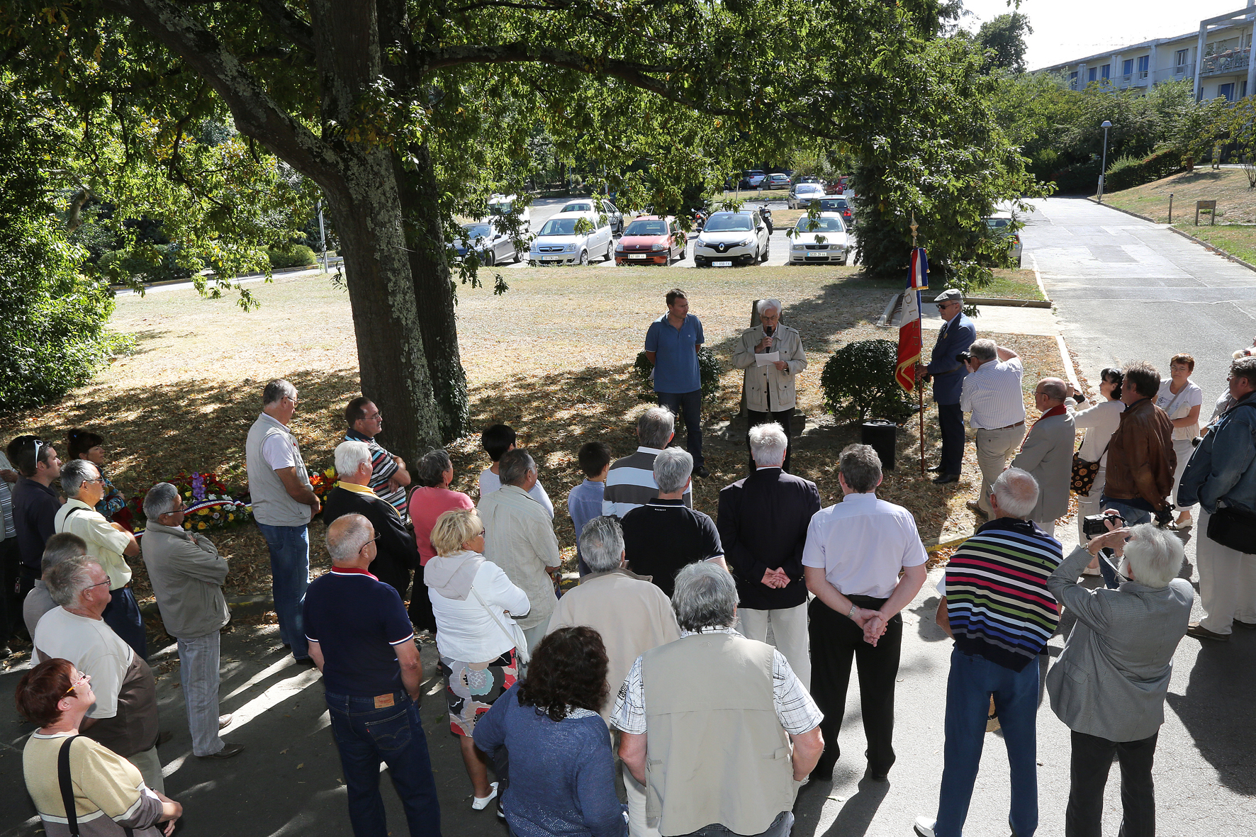 Allocution devant un public attentif. © Photo Patrice Morel - 20130907-0463.