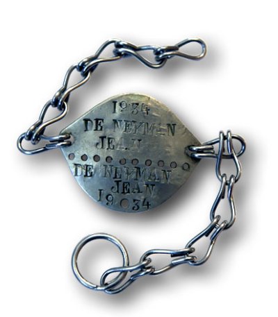 Gourmette militaire de Jean <p>Classe 1934</p>© Fonds Dominique de Neyman - Collection <acronym title="Patrice Morel">P.M.</acronym> (conservée au Musée de la Résistance nationale à Champigny.