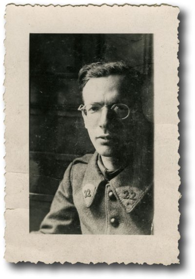 Jean de Neyman <p>En militaire (1939)</p>© Fonds Dominique de Neyman - Collection <acronym title="Patrice Morel">P.M.</acronym>